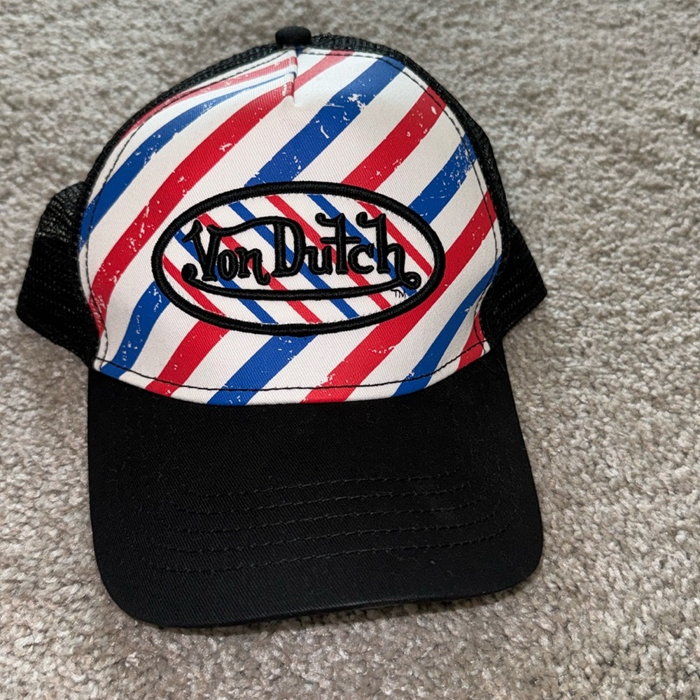 Von Dutch hat